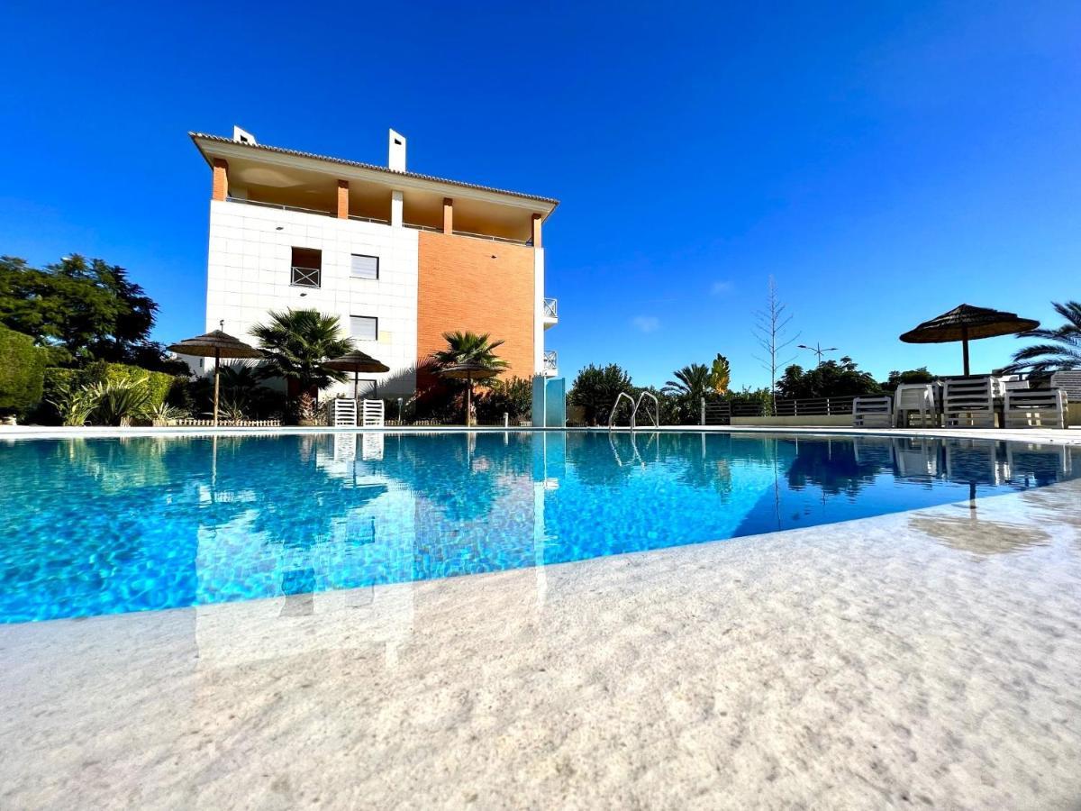 Albufeira Modern 4 With Pool By Homing Appartement Buitenkant foto