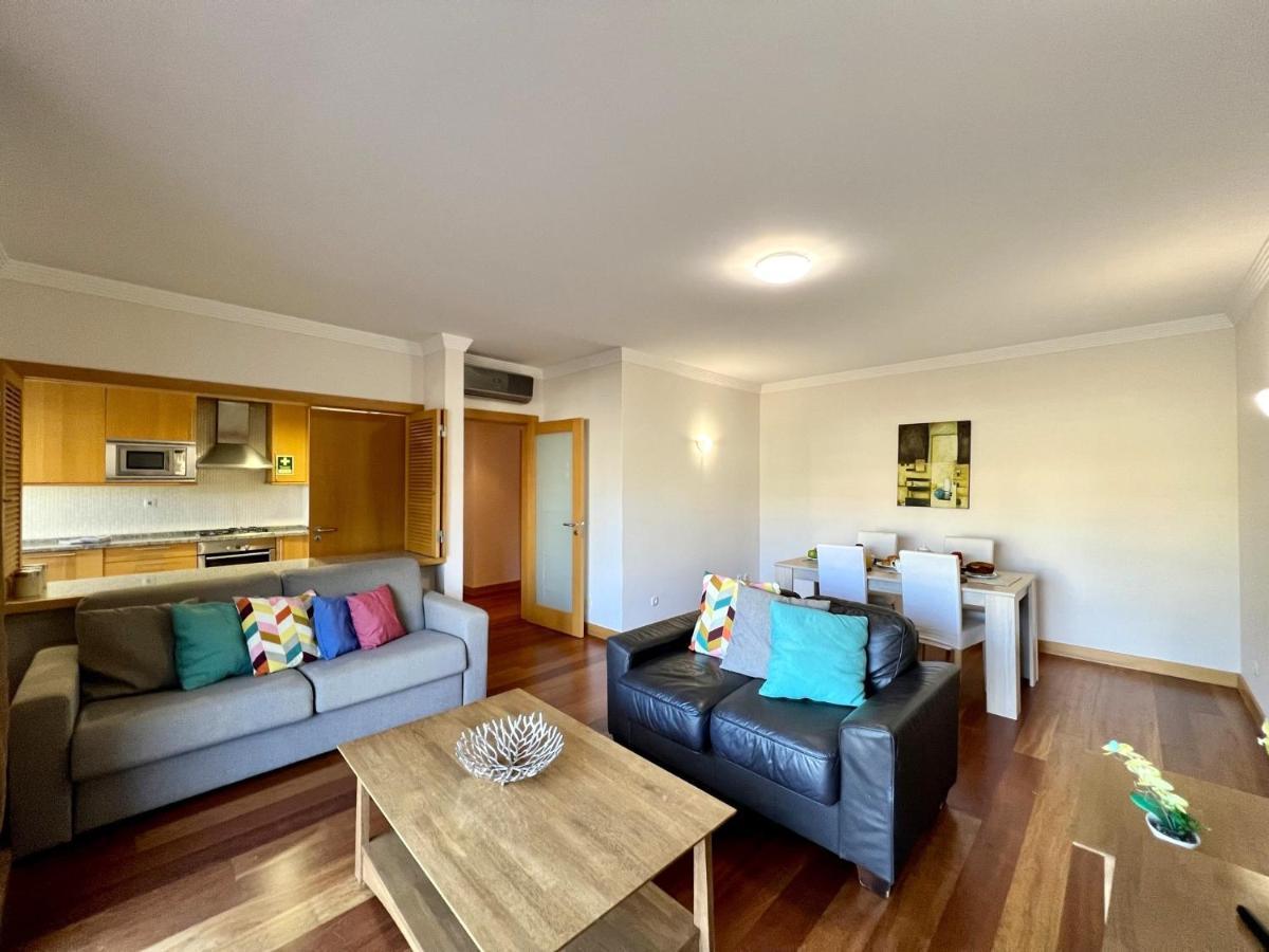 Albufeira Modern 4 With Pool By Homing Appartement Buitenkant foto